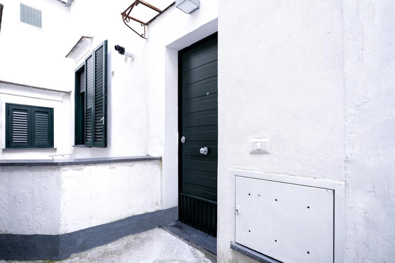 La Finestra Sul Corso Villa Amalfi Kültér fotó